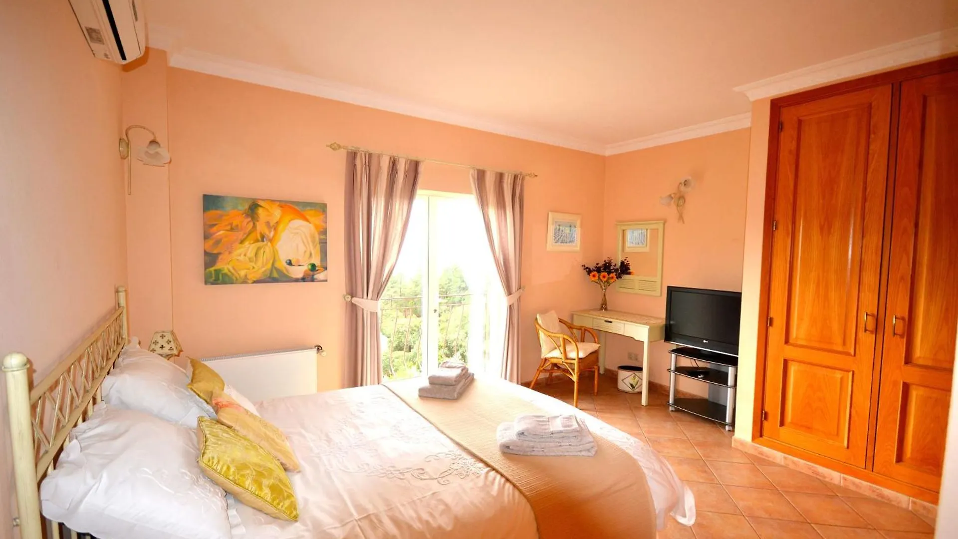 Villa Vida Nova Algarve, Infinity Pool And Awesome Coastal Views Monchique Portugalia