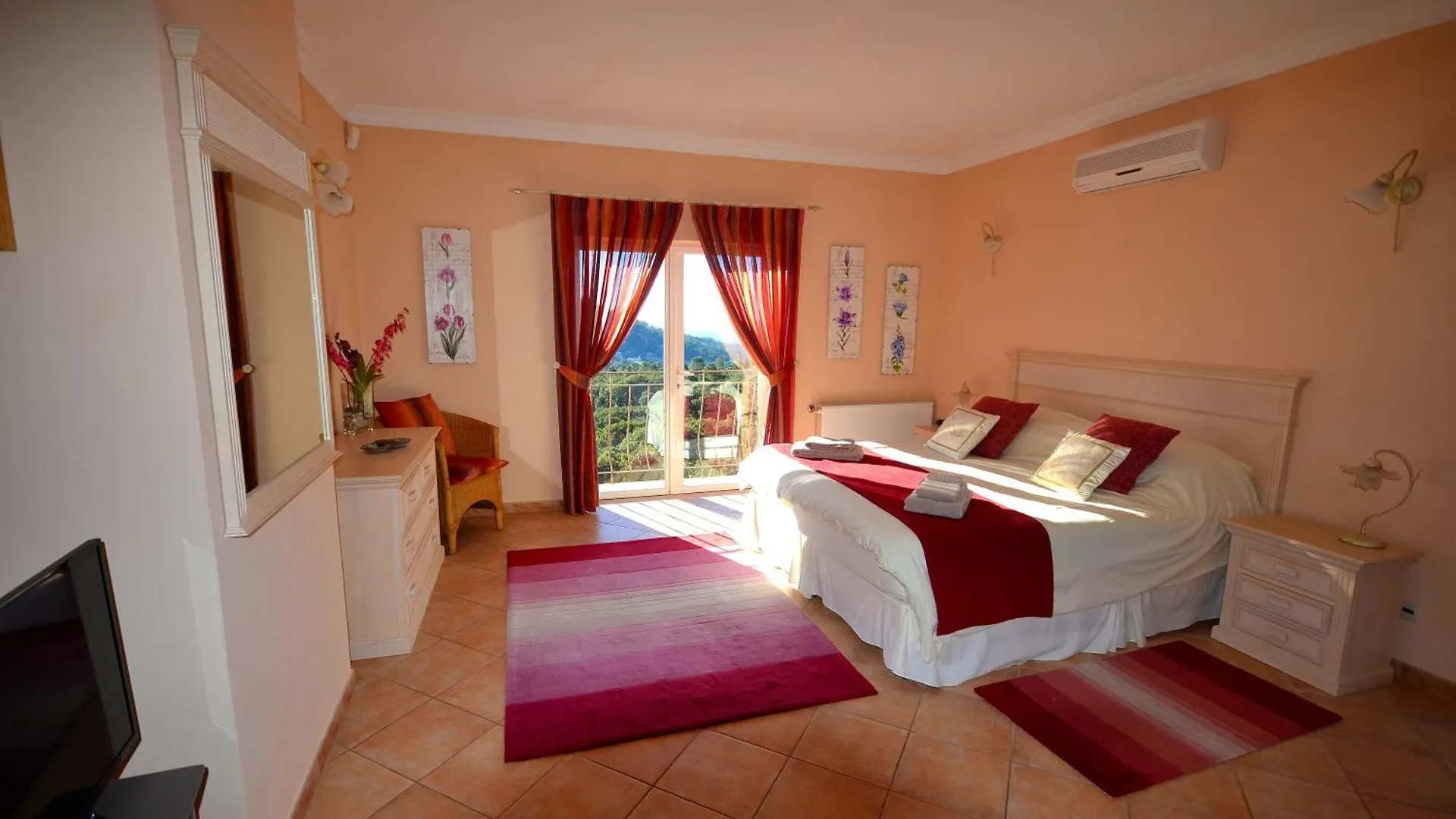 Villa Vida Nova Algarve, Infinity Pool And Awesome Coastal Views Monchique